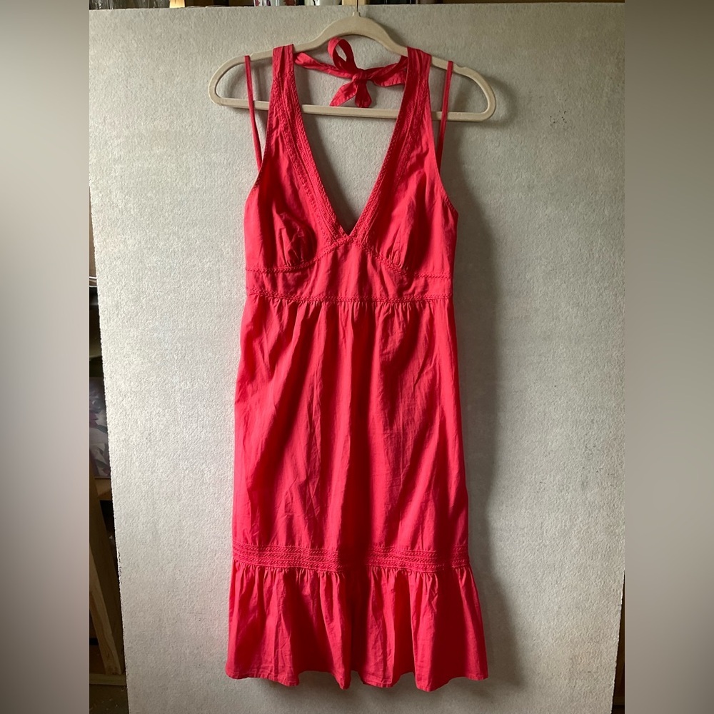 Relax coral halter dress. Size S.